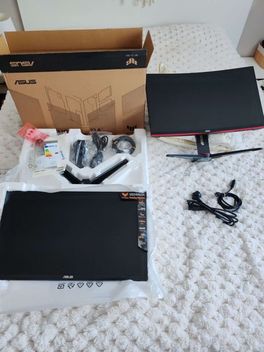 pc gaming / 2 monitoare + periferice premium!