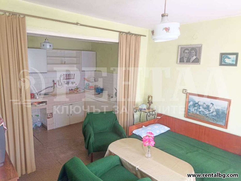 Продава се Къща в Брезово - 150 кв.м за 238 €/кв.м - Снимка #1