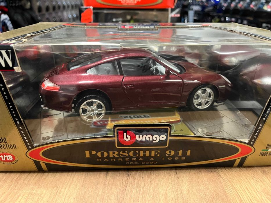 BBURAGO метален колекционерски модел  PORSCHE CARRERA 911 1999г. 1:18