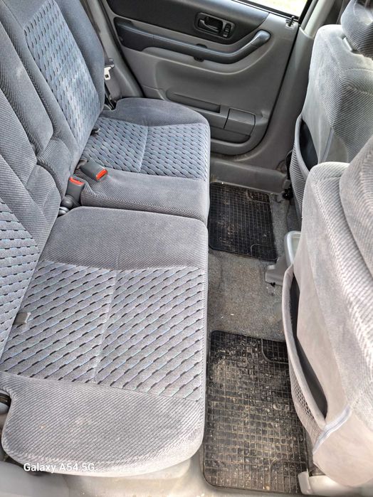 Хонда CRV 1 2,0  147 ръчка ,коня на части