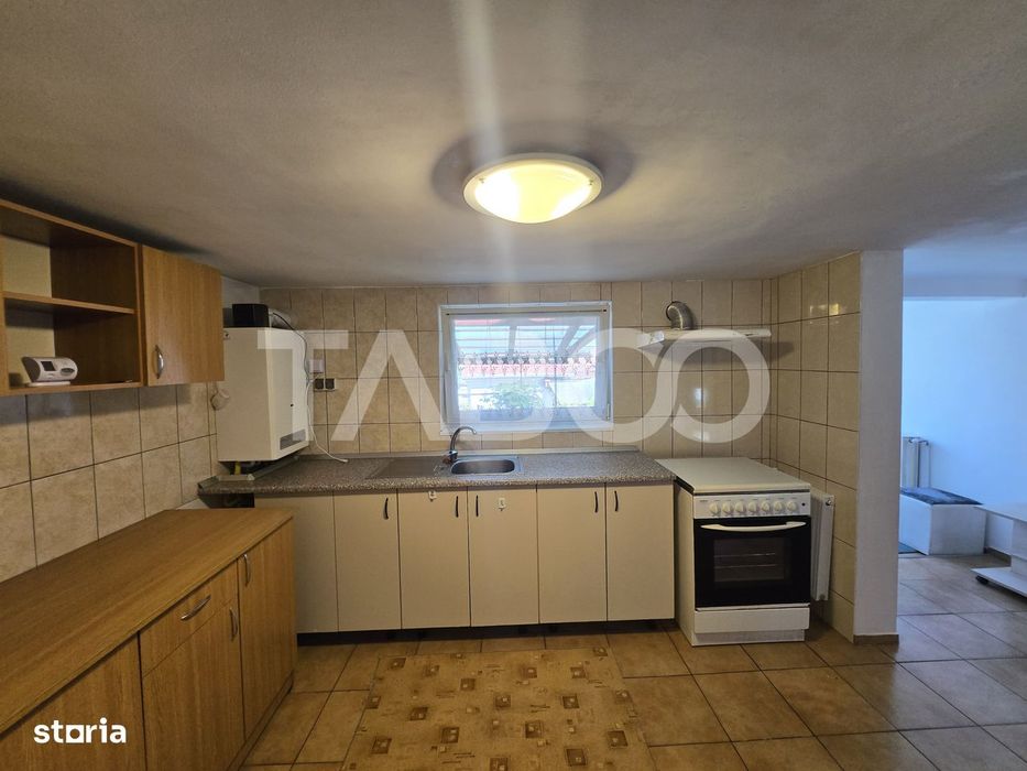 Apartament 2 camere de inchiriat decomandat 60 mp zona Lupeni Sibiu