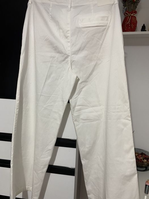 Pantaloni Comma Albi masura 40