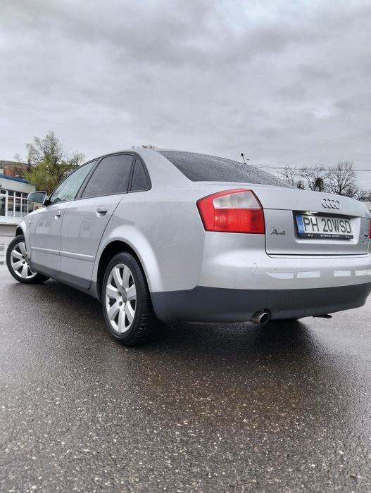 AUDI A4 2002 — imagine 9