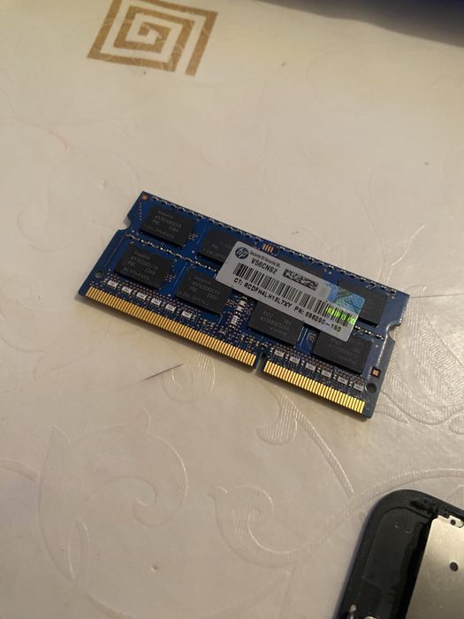 Запчасти для ноутбук и айфон 11 про