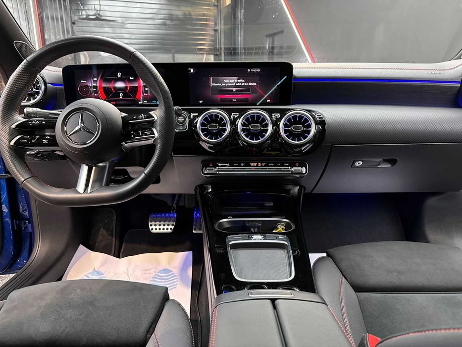 MERCEDES-BENZ CLA 2025 | 1600 KM | GARANTIE | RATE | RAR efectuat