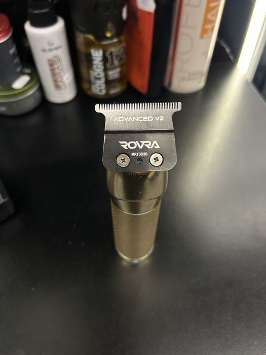 Masina de contur Babyliss skeleton, stare impecabilă!