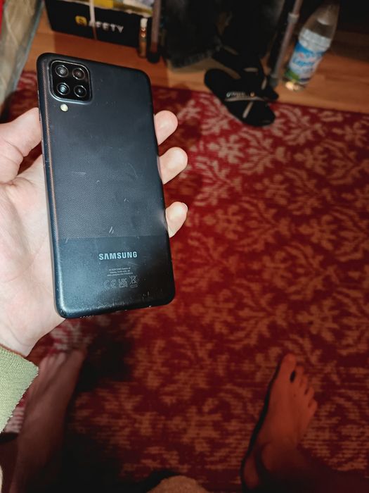 Vând telefon de piese