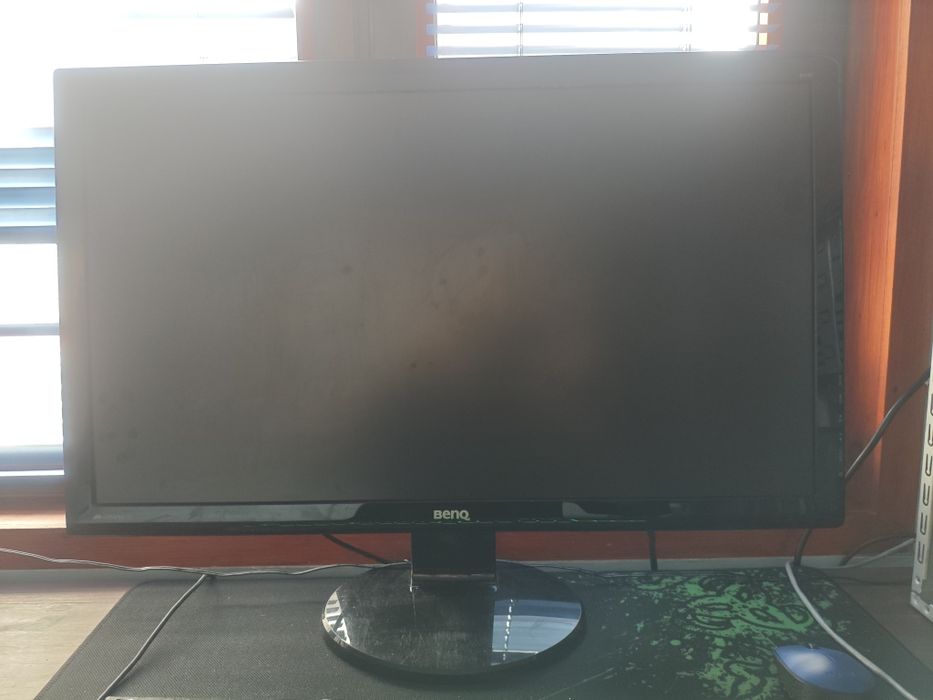 Настолен компютър + 27″ Монитор –Комплект