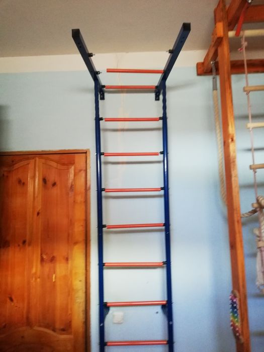 Спортивный уголок