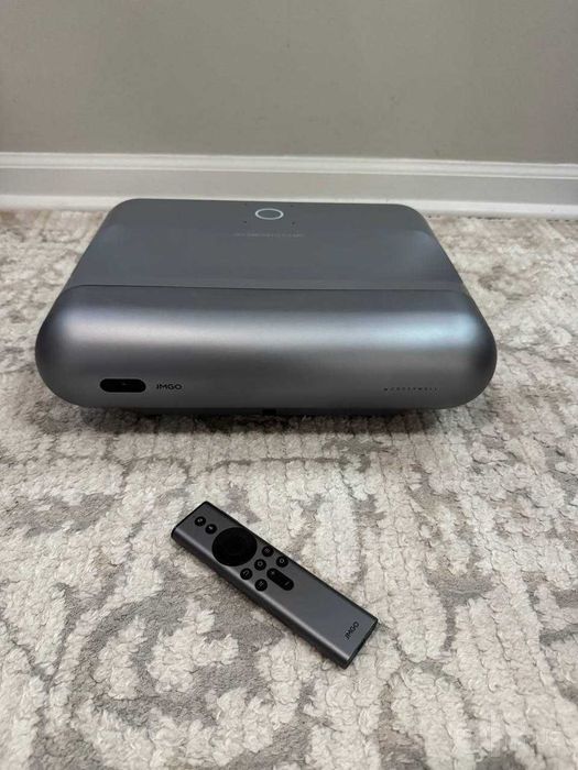 JMGO O1 Pro Ultra Short Throw Smart Proyektor — Yangidek, Pult bilan