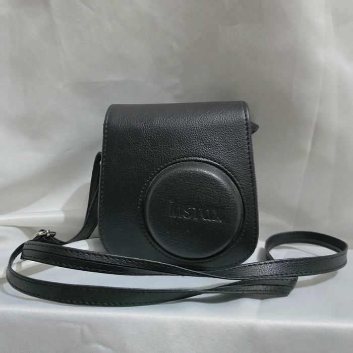 Срочно продам Instax mini 11