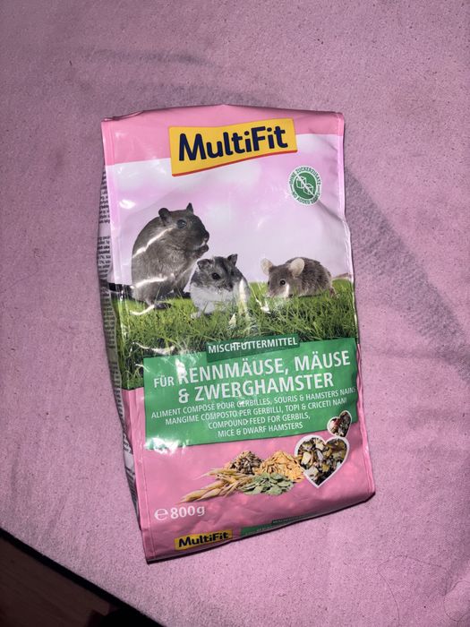 Set complet pentru hamster – cușcă + accesorii + hrană + așternut