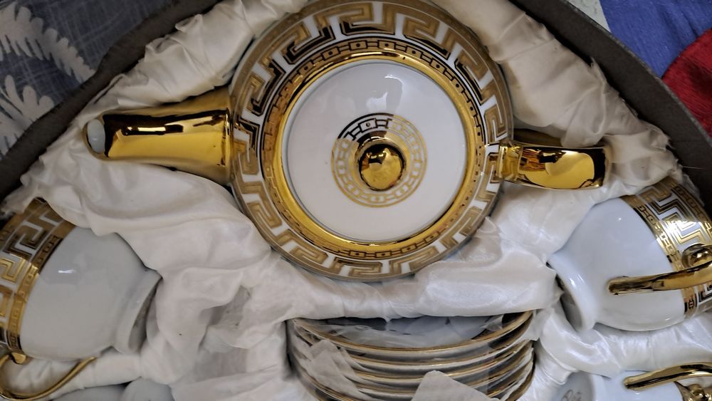 Продам  чайный сервиз