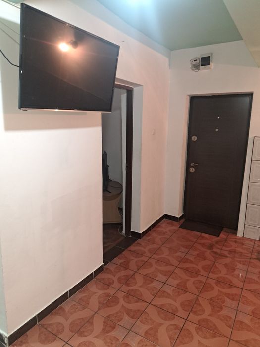 Apartament 3 camere de inchiriat