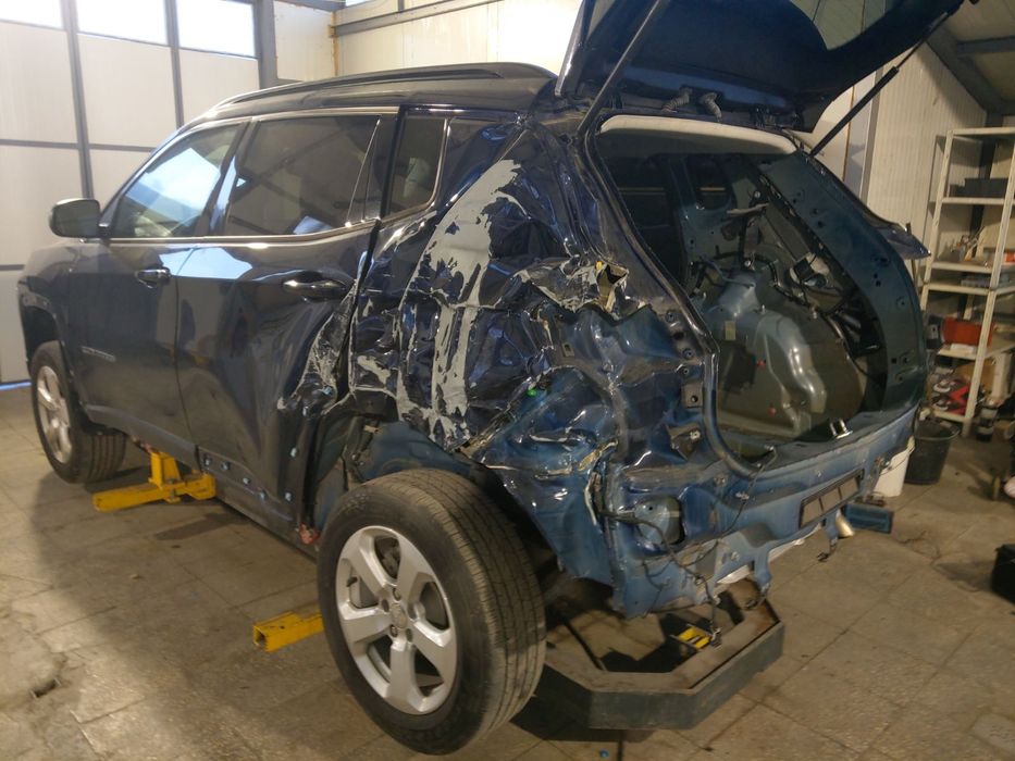 Тенекеджийски сервиз