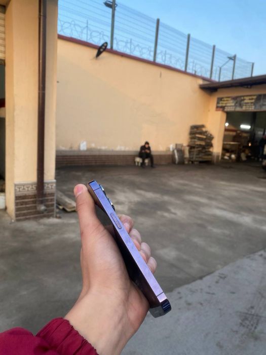 Iphone 14 pro ideal holatda