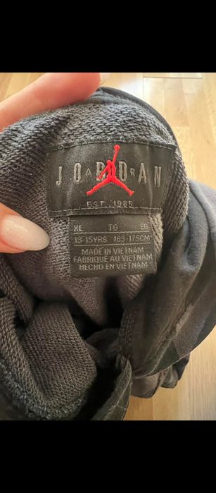 Екип Nike Jordan в добро състояние.