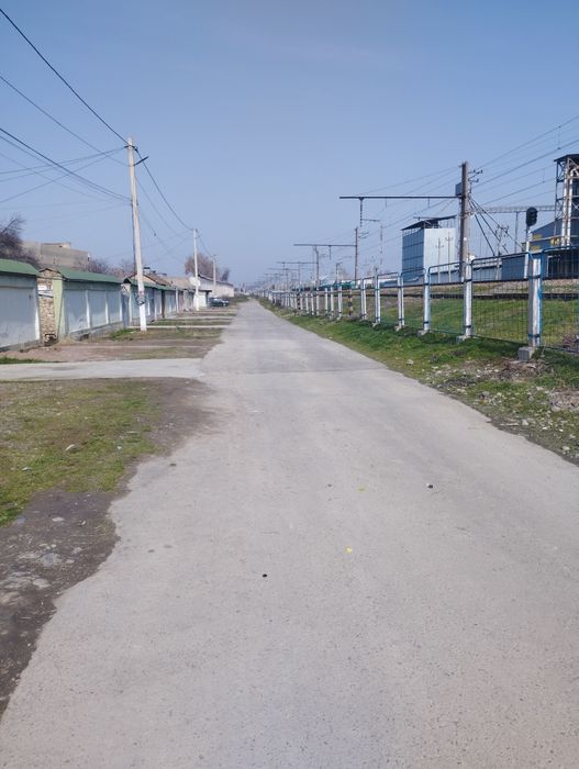 Yangiyoʼl shaxarda 3 xonali uy sotiladii