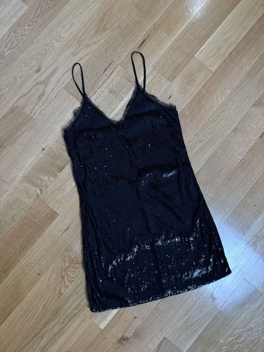 Черна рокля с пайети, нова- H&M