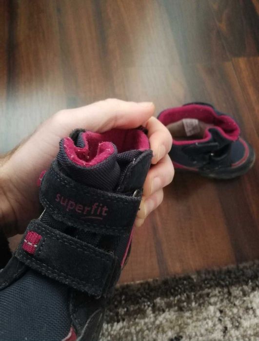 Cizme si ghete Columbia, Kickers si SuperFit