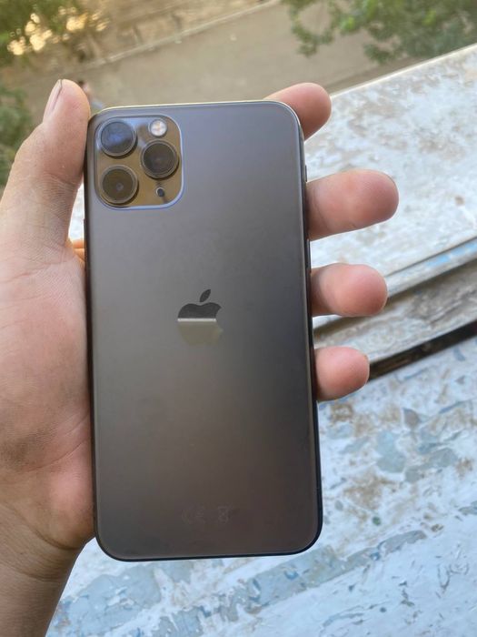 Iphone 11 pro holati zor