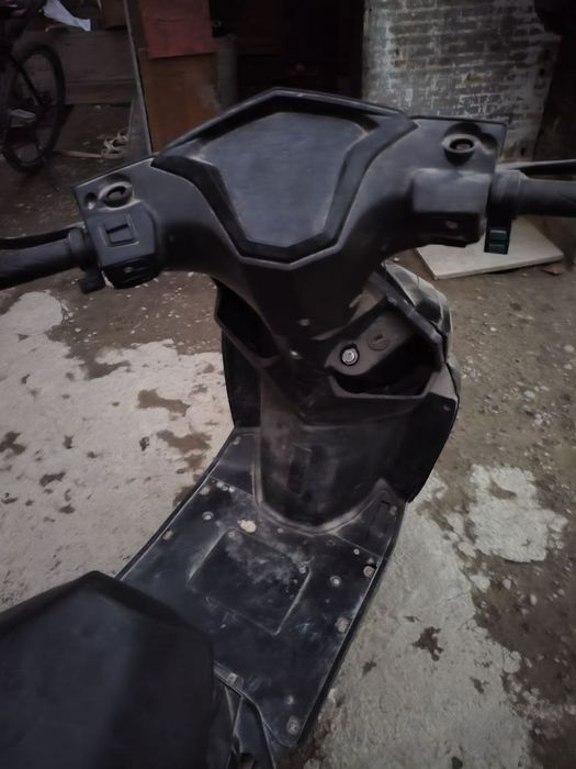 Elektro Skuter Zapchastga sotiladi