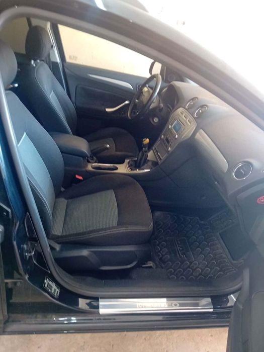 Ford Mondeo  2010