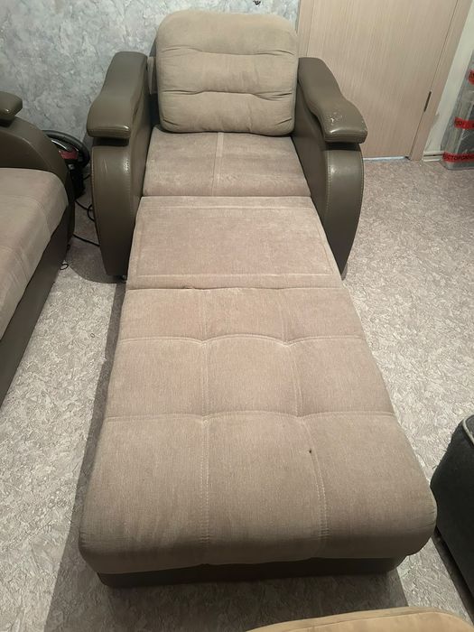 Продам мягкий уголок.