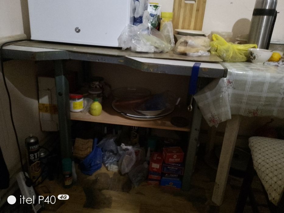 Продам железный стол