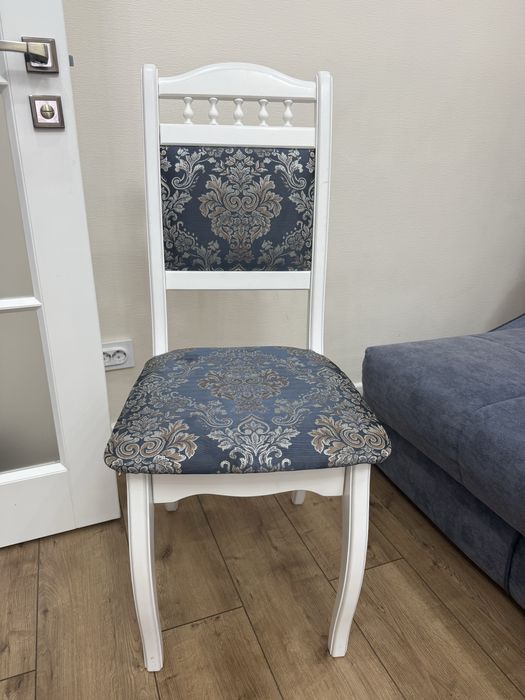 Продам стулья б/у