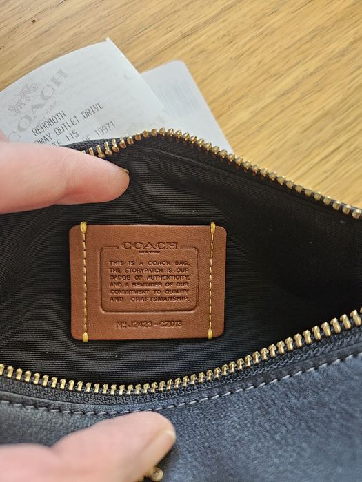 Чанта клъч Coach