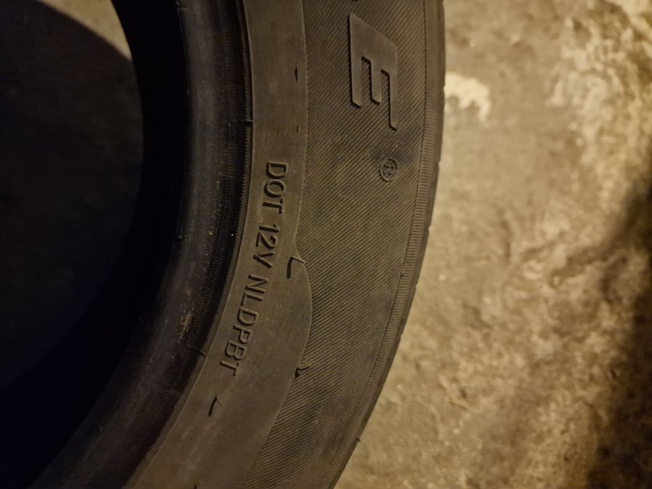 Плодавам  гуми  2 броя