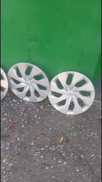 Колпаки на тайота каролла