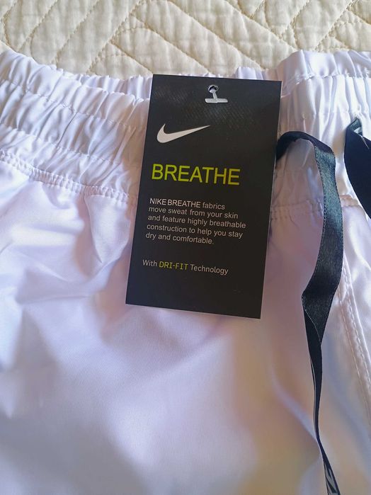 Дамски къси гащи Nike