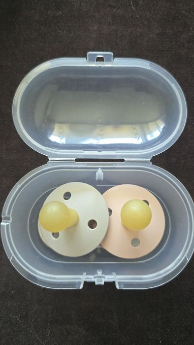 Бебешки залъгалки/биби за бебета до 6 месеца - Philips Avent, BIBS, Canpol Babies