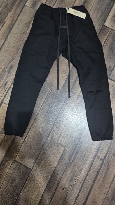 Compleu essentials S