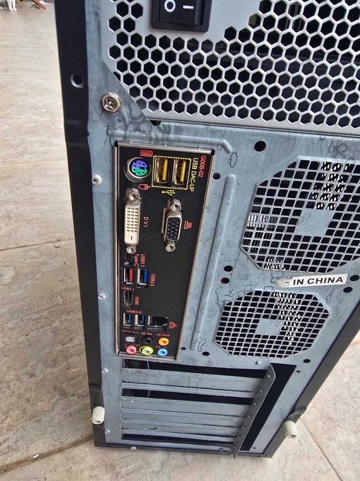 32gb RAN Компютър със Intel Core i7-6700K overclock 32 GB DDR4 FURY  3200 2x16 плочки ,2 х 1 TB дискове във raid0 за бърза работа, FSP PSU, nvme ready
