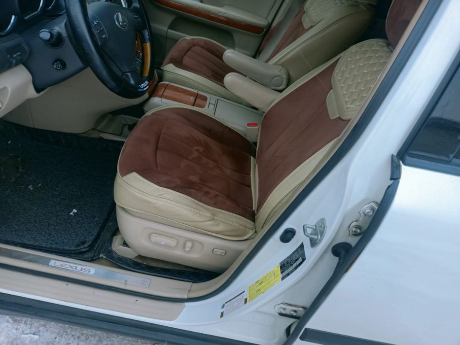 Продам Lexus RX400h