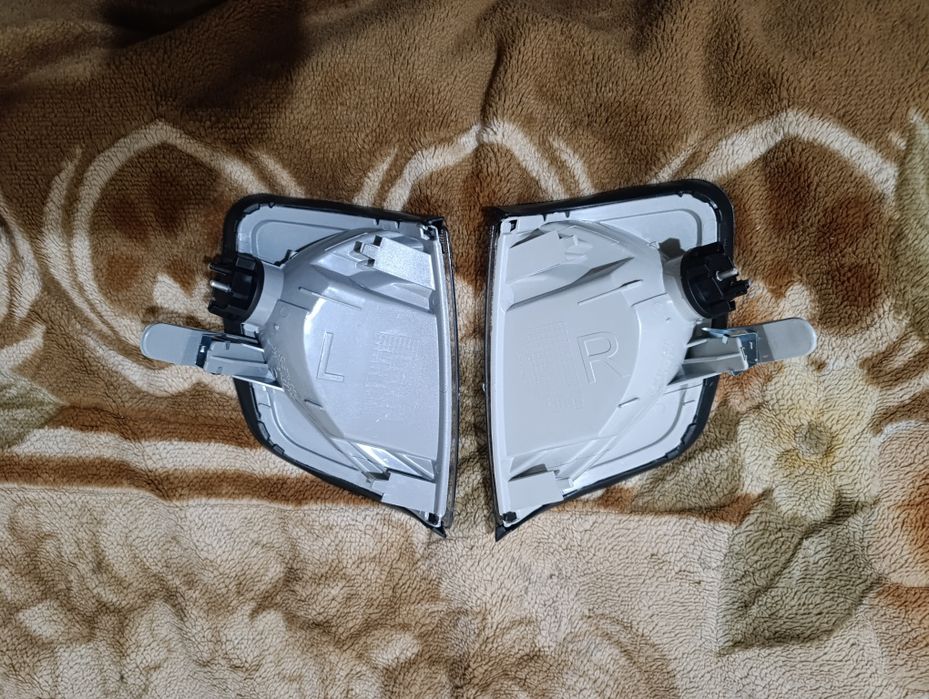 Фары на Мерседес Е и поворотники