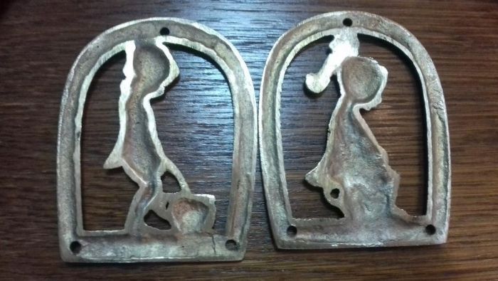 Месингови табелки за тоалетна