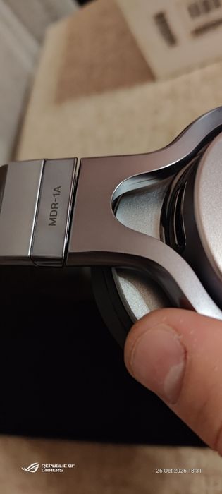 Sony MDR-1A over ear cu fir