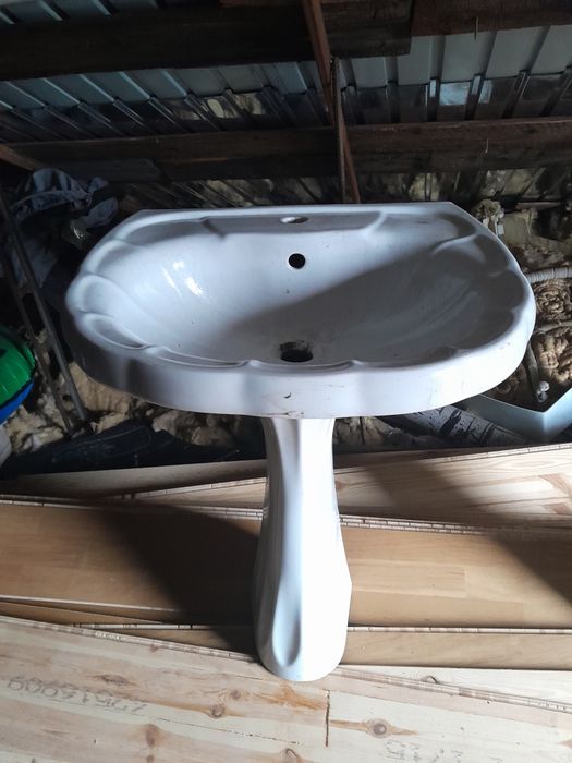 Тюльпан умывальник