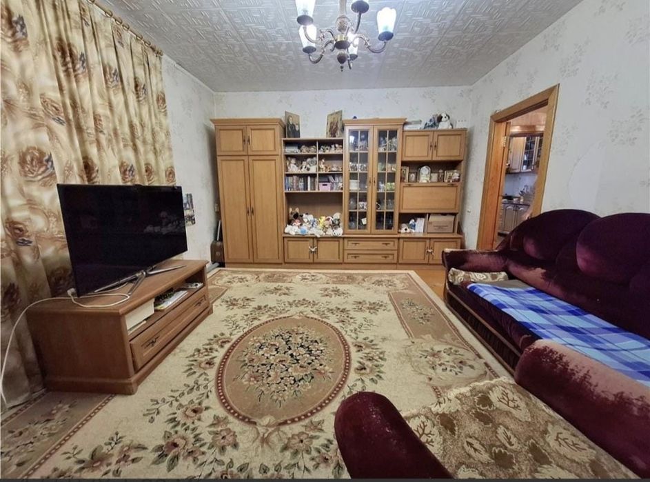 Продам двухэтажный дом