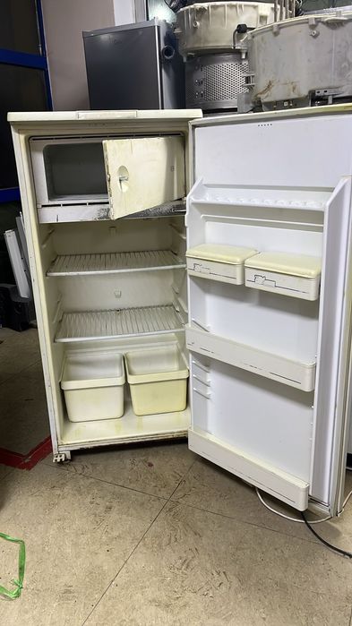 Продам холодильник Samsung