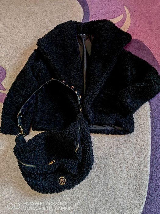 Късо палто и чанта Liu Jo