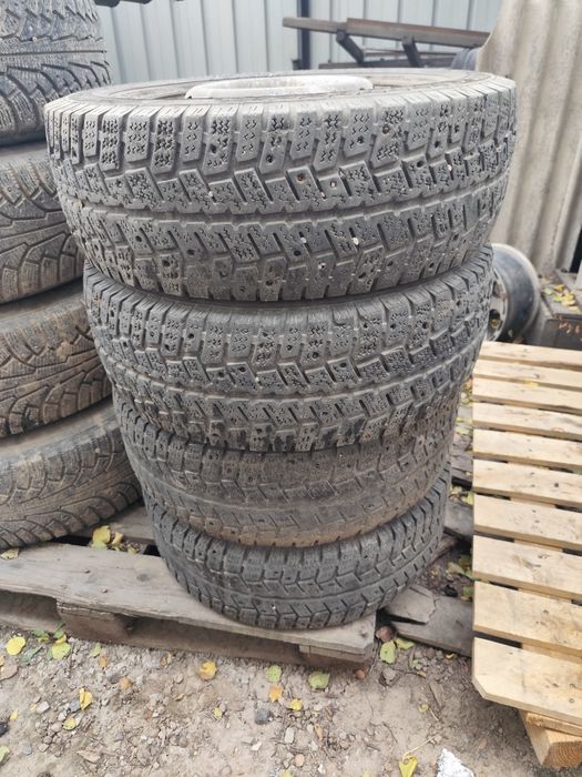 Продам резину с дисками от Спринтера