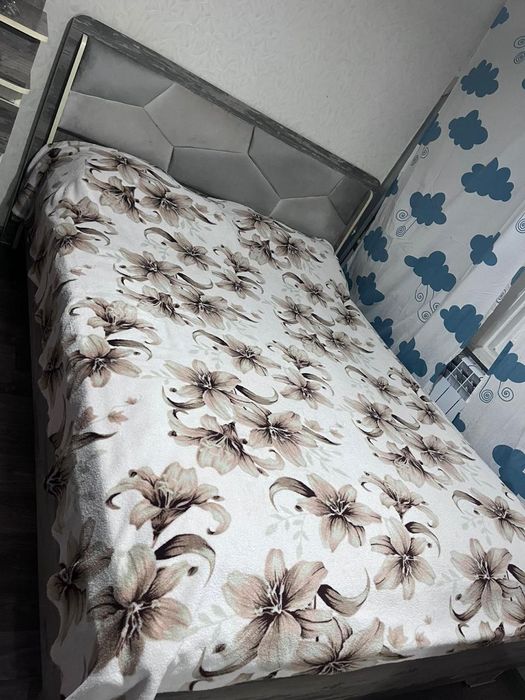 Спальний гарнитур