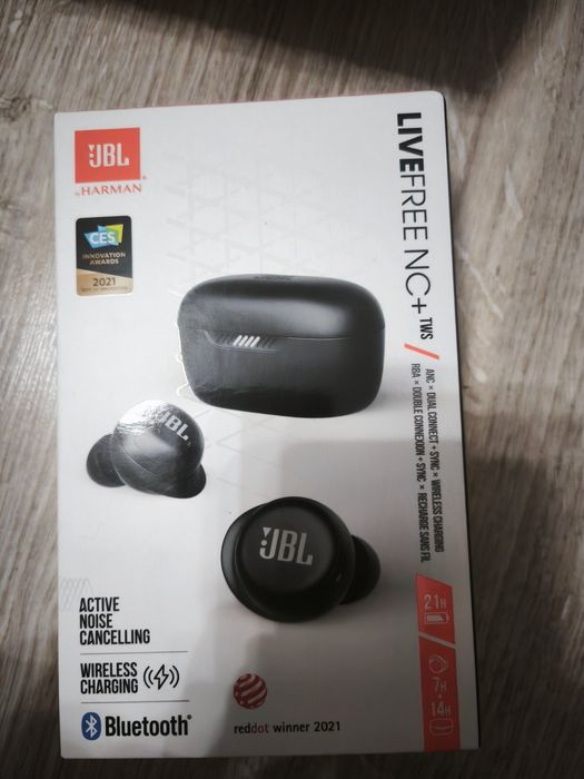 Безжични слушалки JBL Live free TWS