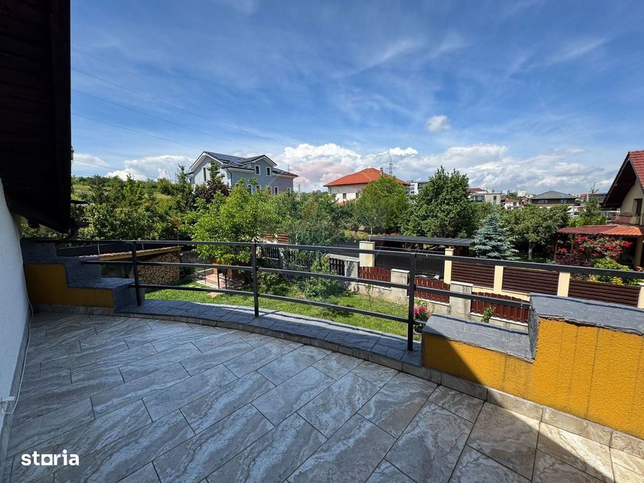 Casă individuală de vânzare în zona Borhanci