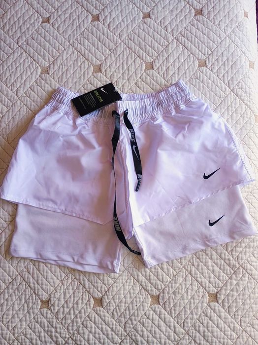 Дамски къси гащи Nike